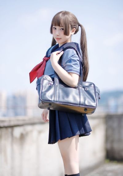 女人18毛片aaa片水真多_4K免费全集观看